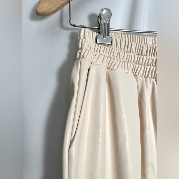 Misguided vegan leather cargo joggers - Picture 4 of 9